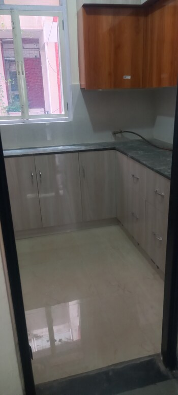 2 BHK Flat for Rent in Ip Extension, Delhi