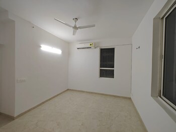 Habitat 44