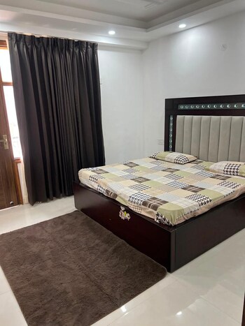 3 BHK Builder Floor for Sale in Chattarpur, Delhi