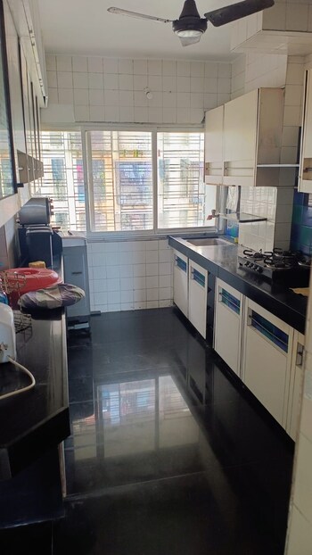 2 BHK Flat for Rent in Andheri West, Mumbai