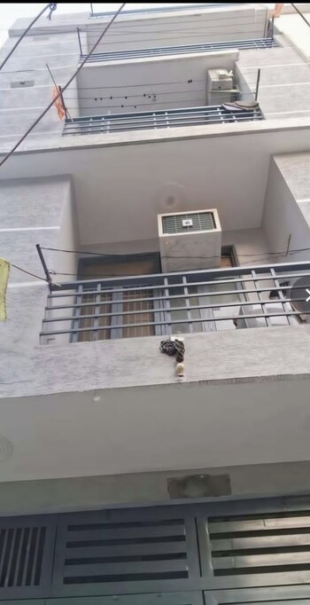 2 BHK Builder Floor for Rent in Rajpur Khurd Extension, Delhi