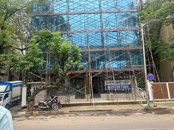 Crescent Business Square