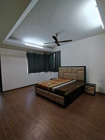 4 BHK Penthouse for Rent in Pakhowal Road, Ludhiana