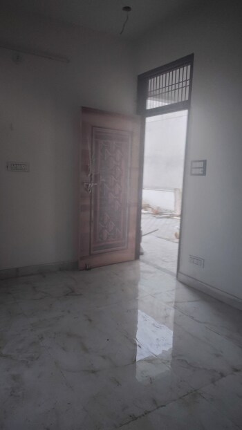 3 BHK Villa for Sale in Sector 52, Noida