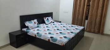3 BHK Builder Floor for Rent in Sushant Lok I, Gurgaon