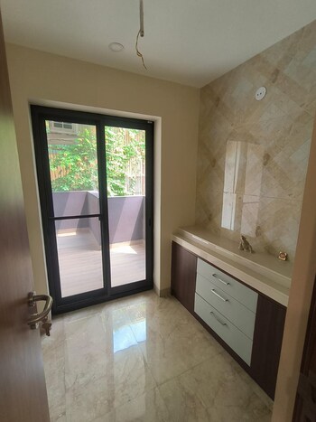 3.5 BHK Builder Floor for Rent in Sushant Lok I, Gurgaon
