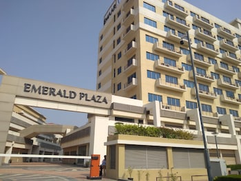 Emaar Emerald Plaza