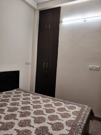 1 RK Builder Floor for Rent in Suncity, Gurgaon