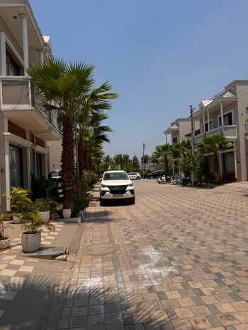 3 BHK Villa for Sale in Ambala Highway, Zirakpur