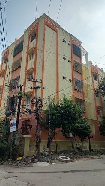 2 BHK Flat for Sale in Puppalaguda, Hyderabad