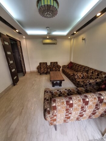 3 BHK Builder Floor for Sale in Kirti Nagar, Delhi