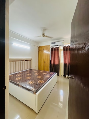 3 BHK Builder Floor for Sale in Raj Bagh, Ghaziabad