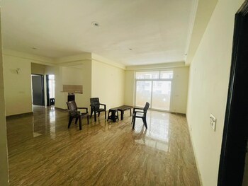 Amrapali Silicon City