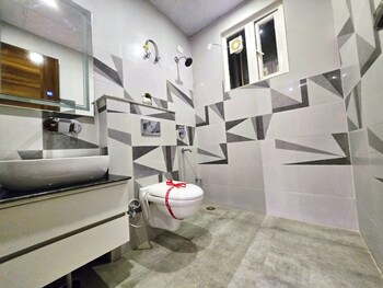 3 BHK Flat for Sale in Dhakoli, Zirakpur