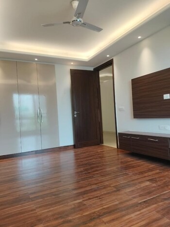 DLF City Phase IV