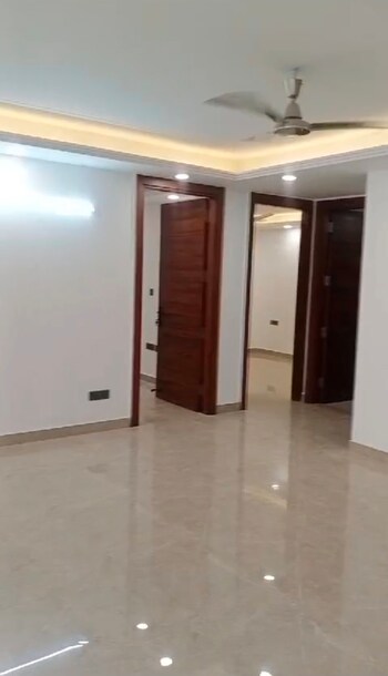 4 BHK Flat for Rent in Vasant Kunj, Delhi