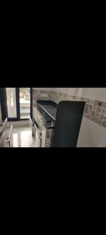 2 BHK Flat for Rent in Dadar West, Mumbai