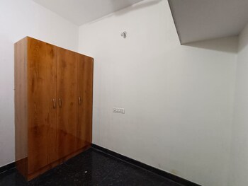 1 BHK Builder Floor for Rent in Hsr Layout, Bangalore