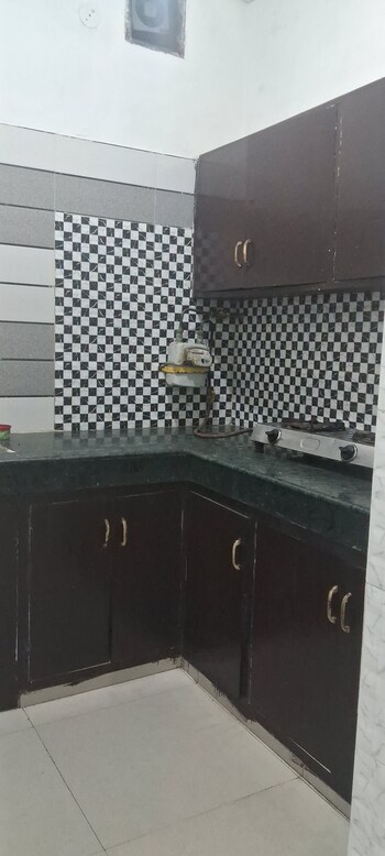 1 BHK Flat for Rent in Sarita Vihar, Delhi