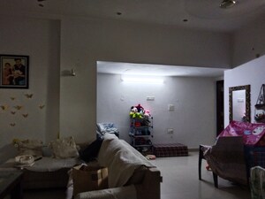 Team Area in 2 BHK Villa at Sector 21 – for Rent