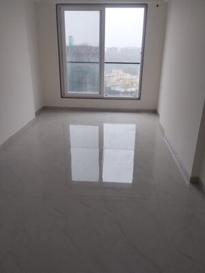 Room in 2 BHK Apartment at Hubtown Rising City, Ghatkopar East – for Rent
