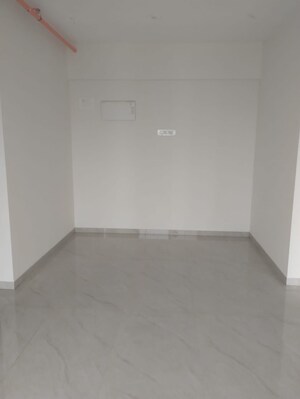 Room in 2 BHK Apartment at Hubtown Rising City, Ghatkopar East – for Rent