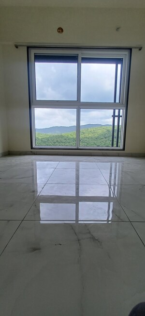 Room in 2 BHK Apartment at MICL Aaradhya Parkwood, Mira Road – for Rent