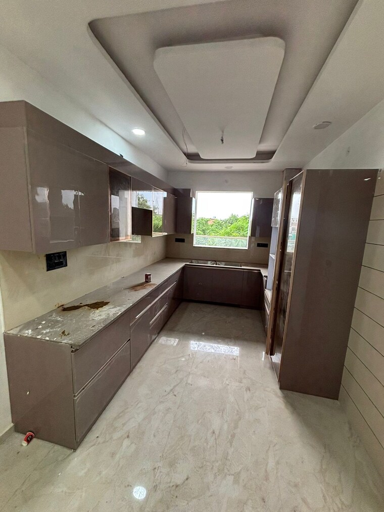 Kitchen, sector 8 3 Bedroom 1800 Sq.Ft. Builder Floor In Sector 8 Faridabad 10675416