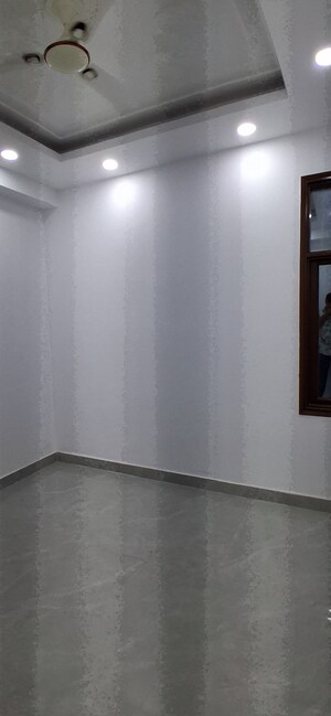 Furnished Amenities in 3 BHK Builder Floor at Mehrauli – for Sale