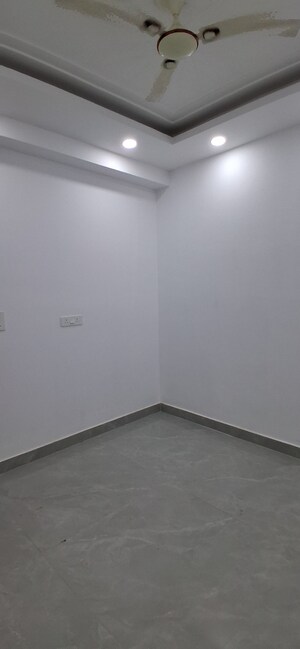 Furnished Amenities in 3 BHK Builder Floor at Mehrauli – for Sale