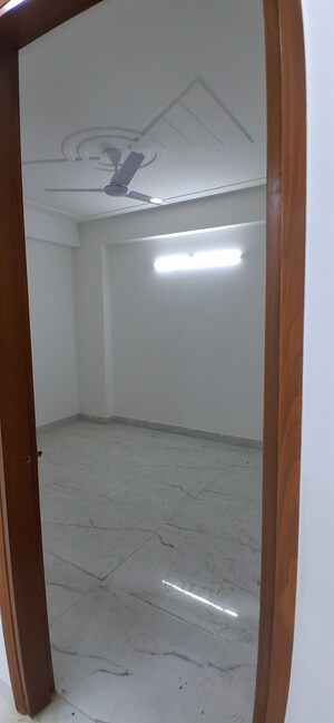 Room in 3 BHK Builder Floor at Mehrauli – for Sale