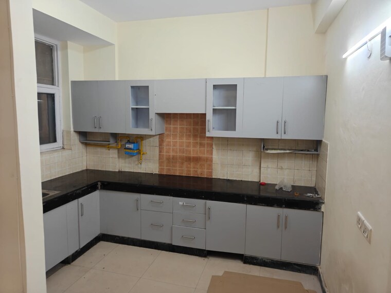 Kitchen, express-garden 3 Bedroom 1164 Sq.Ft. Apartment In Vaibhav Khand Ghaziabad 10675414