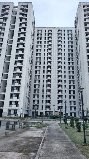 3.5 BHK Apartment – Exterior View View at Jaypee Kensington Park Apartments, Sector 133 - for Sale