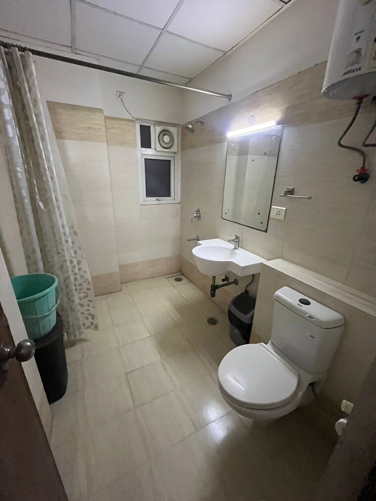 Bathroom, jm-aroma 3 Bedroom 1325 Sq.Ft. Apartment In Sector 75 Noida 10675430