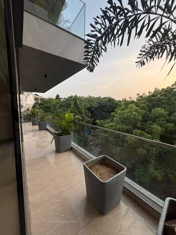 4 BHK Flat for Sale in Vasant Vihar, Delhi
