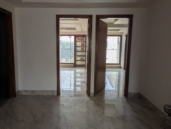 4 BHK Builder Floor for Sale in Sector 9, Gurgaon