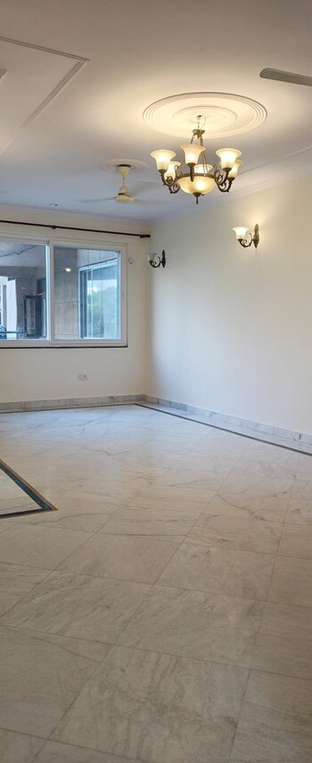 3 BHK Flat for Sale in Dwarka, Delhi