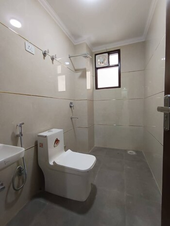 Amrapali Verona Heights