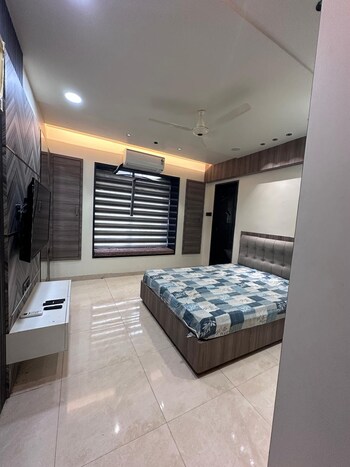 4 BHK Flat for Rent in Viman Nagar, Pune