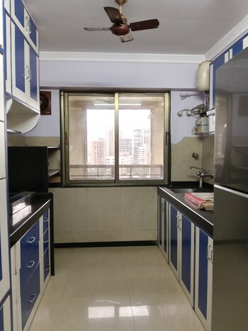 Raheja Solitaire