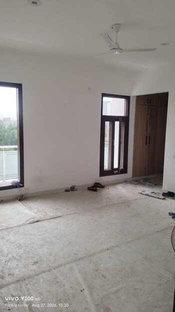 6 BHK House for Rent in Sector 46, Noida