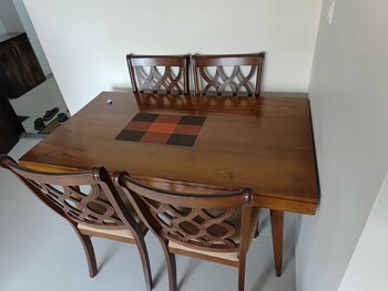 2 BHK Flat for Rent in Versova, Mumbai
