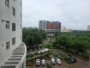 Ansal Sushant Golf City