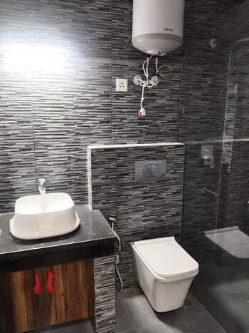 3 BHK Builder Floor for Sale in Sushant Lok I, Gurgaon