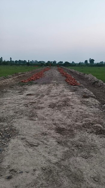 YEIDA Plots