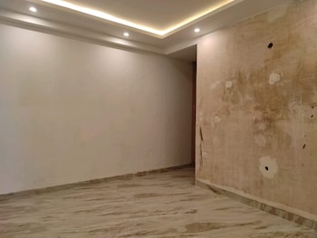 2 BHK Builder Floor for Sale in Chattarpur, Delhi