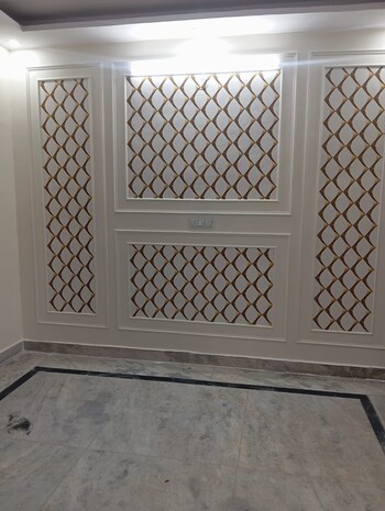 2 BHK Builder Floor for Sale in Dwarka Mor, Delhi