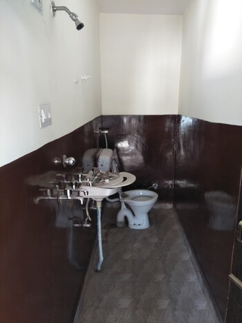 2 BHK House for Rent in Sector 48, Chandigarh