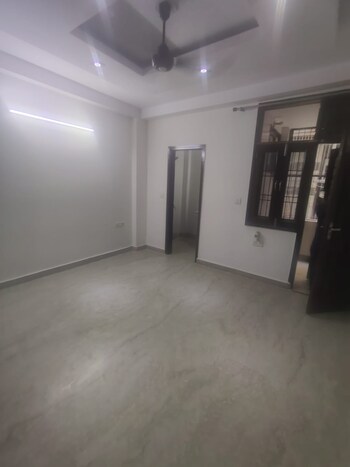 3 BHK Builder Floor for Sale in Paschim Vihar, Delhi