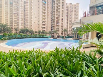 Ajnara Le Garden